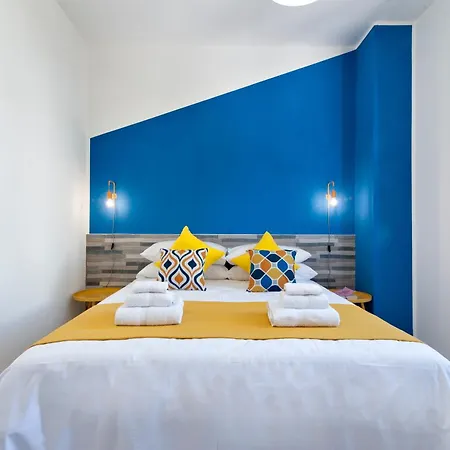 Lueda House - Trasfertisti E Turisti Surbo