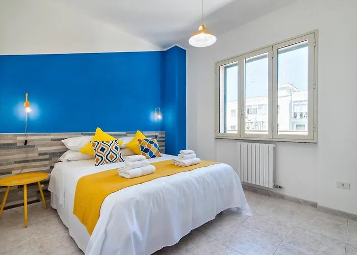 Lueda House - Trasfertisti E Turisti *