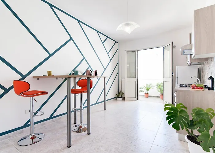 Lueda House - Trasfertisti E Turisti